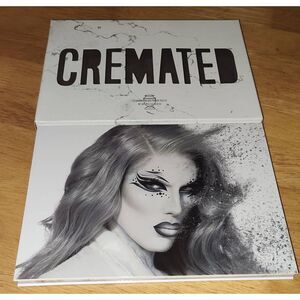 Cremated Jeffree Star Eyeshadow Pressed Pigment Palette 24 Assorted Colors